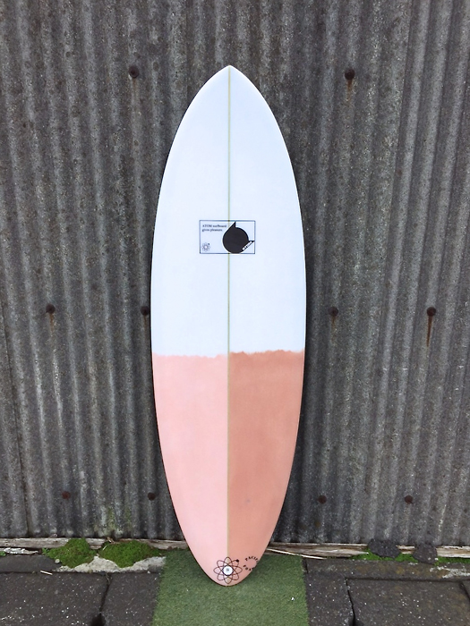 ATOM Surfboard H-HCモデル デッキ