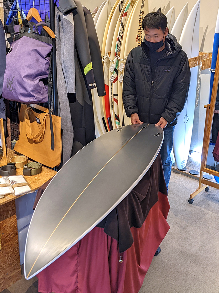 ATOM Surfboard Latest3.0 5'11"をオーダーされたCさん