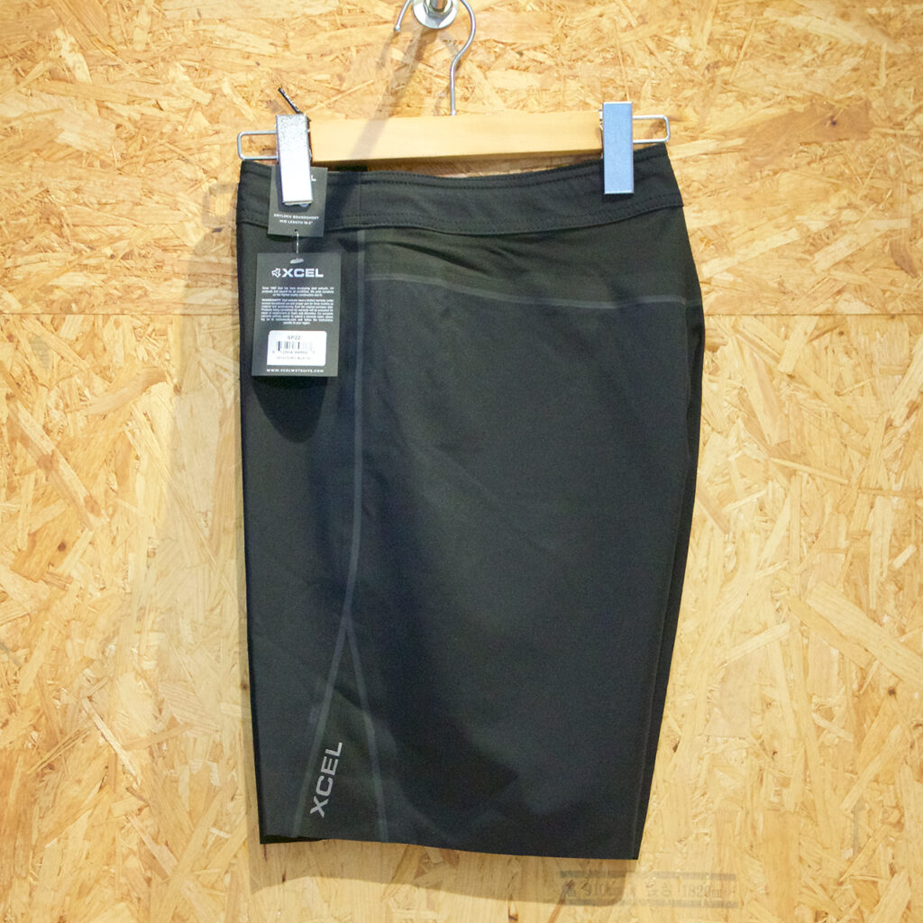 XCEL Drylock 18.5" Board Shorts Light Side