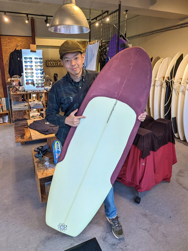ATOM Surfboard anonymous 5'8"